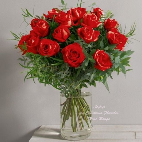 BOUQUET DE ROSES ROUGES CORTE